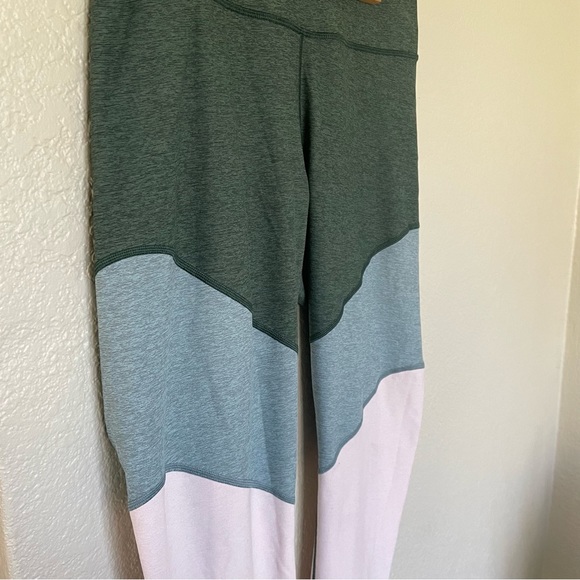 Outdoor Voices Colorblock Leggings - Picture 4 of 8